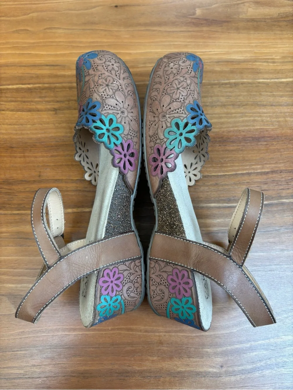 Spring Step L’artiste Aahna Sandals Closed Toe Hand Painted 8 7.5
